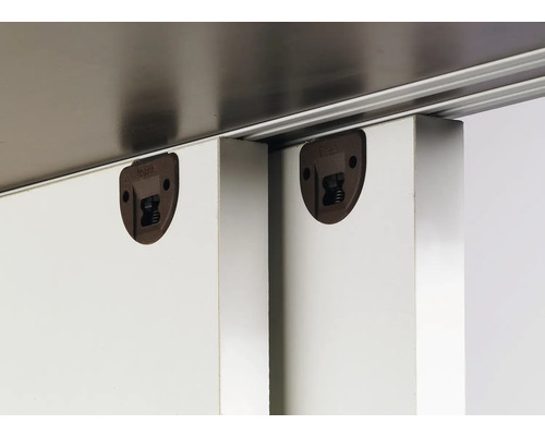 Vue détaillée de la quincaillerie de porte coulissante