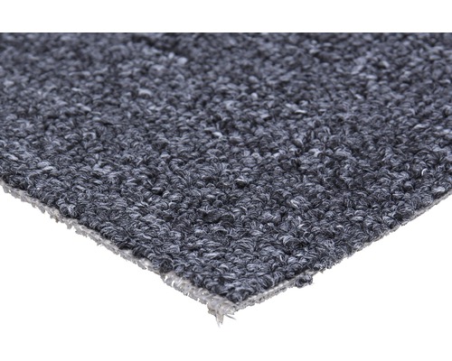 Nahaufnahme eines grauen Teppichbodens