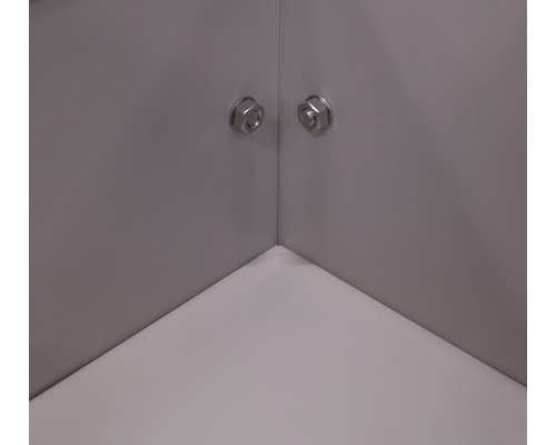 Detailansicht Innenecke eines Schranks mit zwei Schrauben