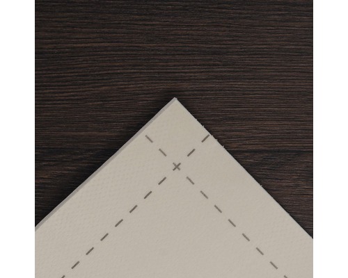 Vue détaillée d''un carreau de sol avec marquages pour la découpe