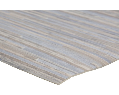 Vinylboden in Holzoptik mit Streifenmuster