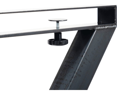 Vue détaillée d''un pied de table en métal avec vis de réglage