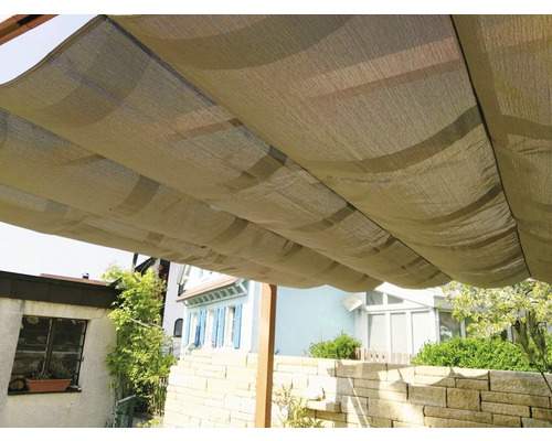 Voile d''ombrage comme toit de terrasse
