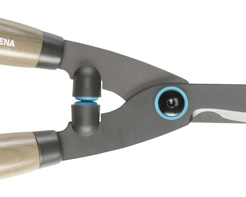 Vue détaillée d''un taille-haie avec des poignées en bois et des amortisseurs