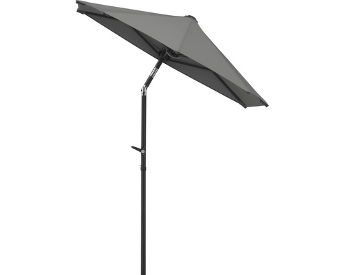 Parasol gris avec support réglable pour l''extérieur.