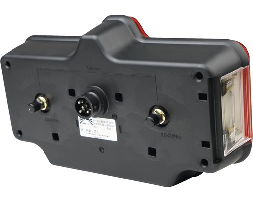 Vue arrière d''un feu de remorque avec connecteurs