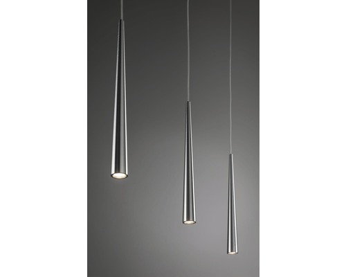 Drei konische Pendelleuchten aus Metall