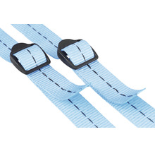 Zwei hellblaue Gepäckgurte mit schwarzen Schnallen