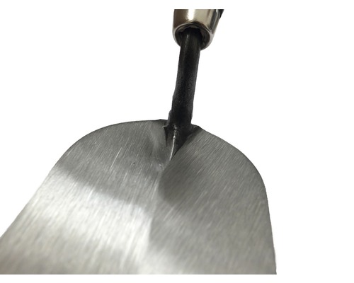 Maurerkelle aus Metall im Detail