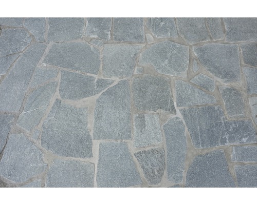 Motif de dalles polygonales en pierre naturelle pour l''extérieur