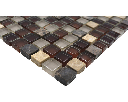 Mosaikfliesen aus Glas und Naturstein