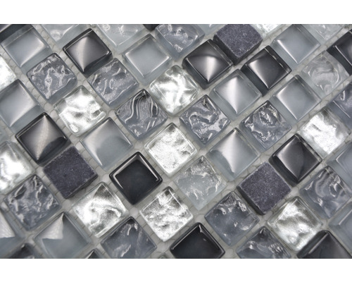 Mosaïque avec carreaux en verre carrés