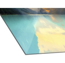 Nahaufnahme einer Acrylglasplatte mit Landschaftsmotiv