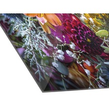 Nahaufnahme eines Acrylglasbildes mit Blumenmotiv