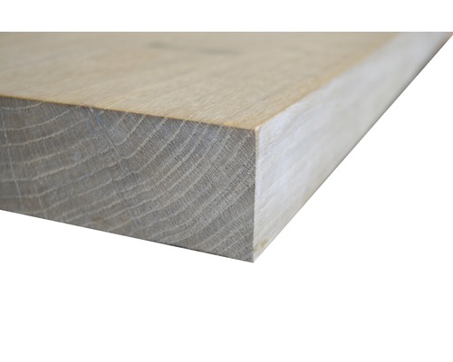 Holzbrett aus Eiche im Detail