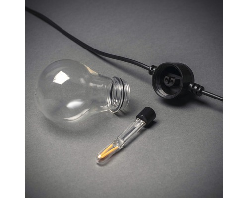 Guirlande lumineuse avec ampoule, douille et source lumineuse