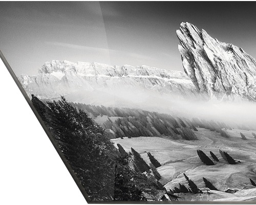 Image de paysage en noir et blanc sur verre