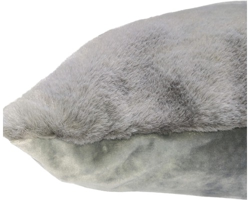 Coussin décoratif aspect fourrure