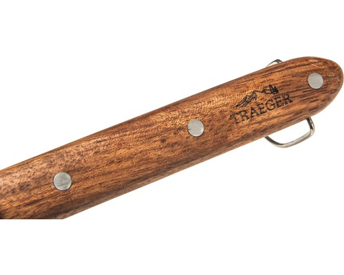 Traeger Logo auf Holzgriff