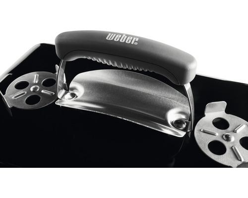 Weber Logo auf Grilldeckel mit Lüftungsschieber