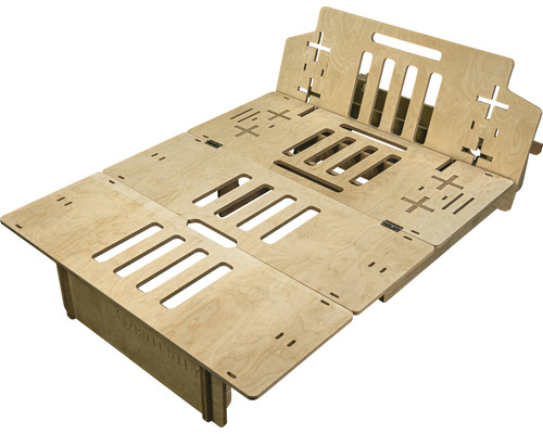 Lit de camping en bois avec sommier à lattes