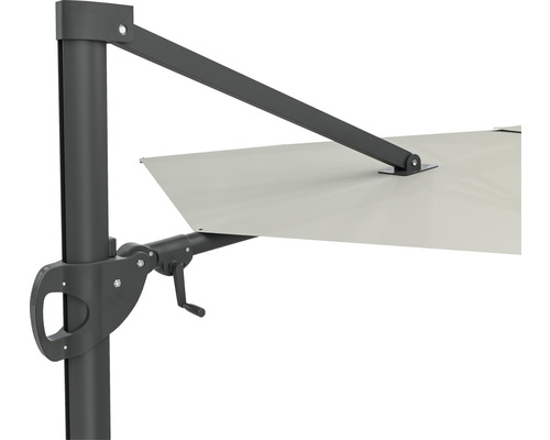 Detailansicht eines Sonnenschirms mit Kurbelmechanismus