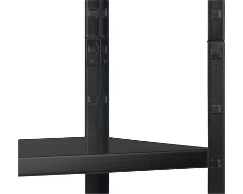 Detailansicht eines Metallregals