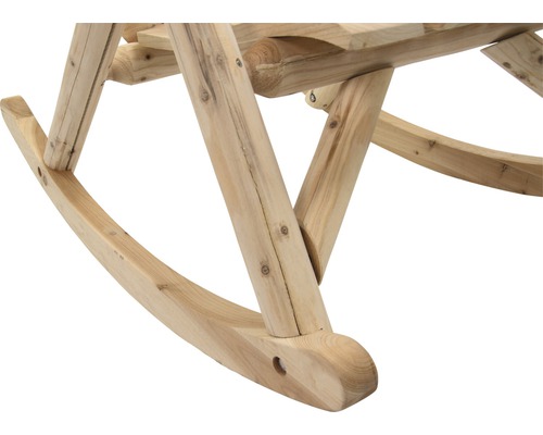 Gros plan d''un rocking-chair en bois