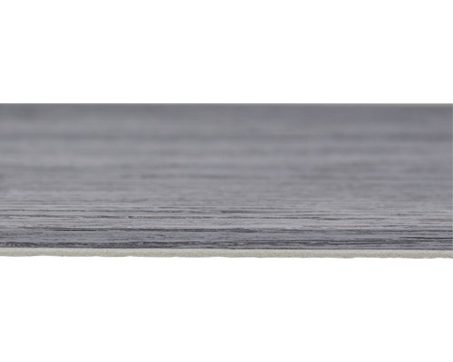 Detailaufnahme eines grauen Vinylbodens in Holzoptik