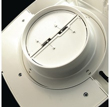 Detailaufnahme eines Lüftungsgerätes mit Klappe