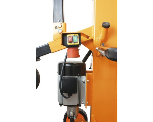 Detailansicht Holzspalter mit Motor und Bedienelementen