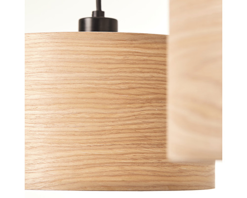 Vue détaillée d''une suspension en bois