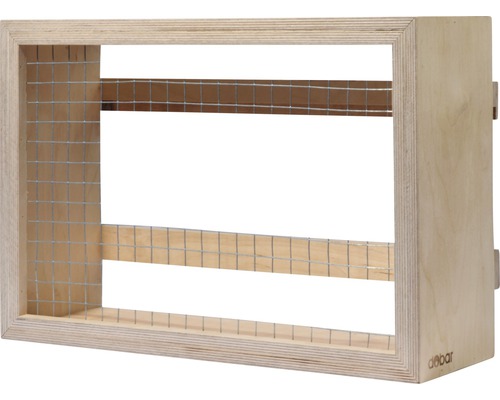 Étagère en bois avec grillage