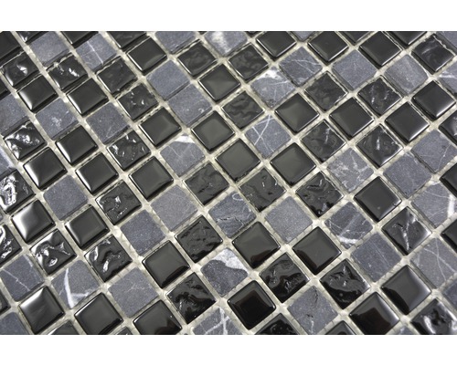 Mosaikfliese mit quadratischen Elementen aus Glas und Stein