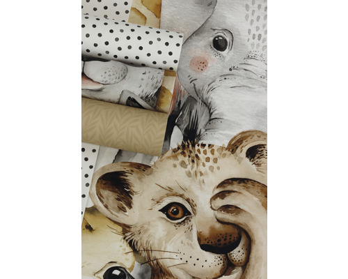Verschiedene Tapetenrollen mit Tiermotiven