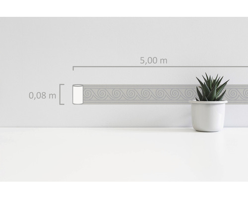 Bordure avec motif de méandre, 5,00 mètres de long et 0,08 mètre de large.