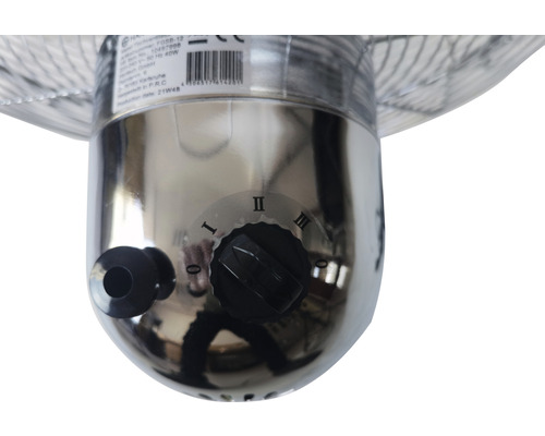 Gros plan du régulateur de température d''un radiateur de terrasse