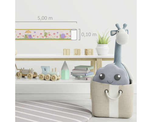 "Chambre d''enfant avec bordure représentant des grenouilles, des escargots et des fleurs 