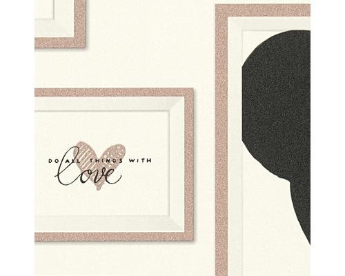 Gros plan sur des images encadrées avec les inscriptions ''Do all things with Love'' et une représentation abstraite