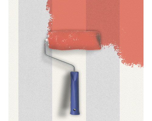 Rouleau à peinture appliquant de la peinture sur un mur