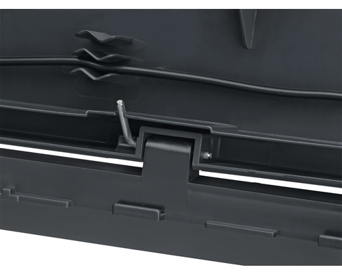 Gros plan d''un coffre de toit avec mécanisme de fixation