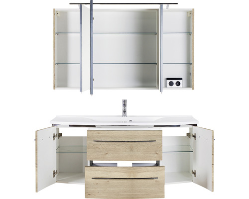 Meuble-lavabo avec meuble sous-lavabo et armoire de toilette avec portes ouvertes.