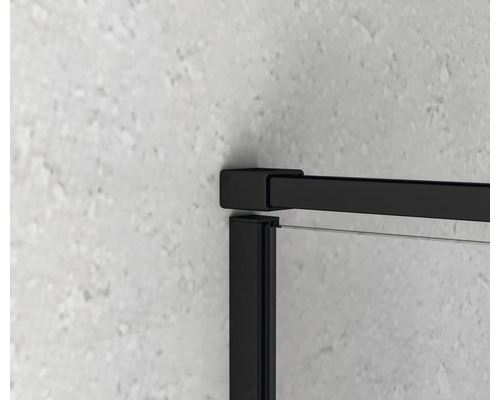 Détail d''une cabine de douche avec cadre noir