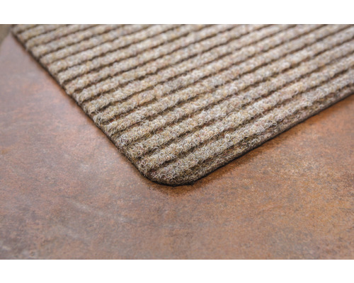 Fußmatte aus geripptem Material