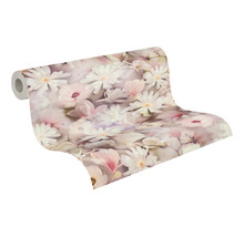 Tapetenrolle mit Blumenmuster