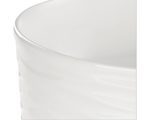 Detailaufnahme einer weißen Keramikschale