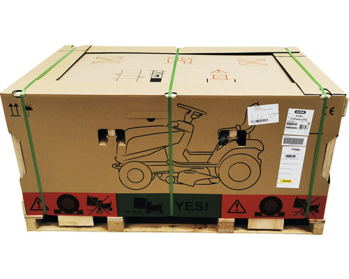 Verpackter Rasentraktor auf Palette