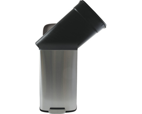 Treteimer aus Edelstahl mit schwarzem Kunststoffeinsatz