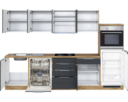 Cuisine équipée avec évier, lave-vaisselle, cuisinière, four, réfrigérateur et armoires