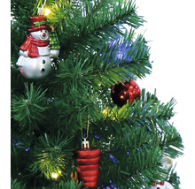 Geschmückter Weihnachtsbaum mit Schneemannfigur und roten Ornamenten